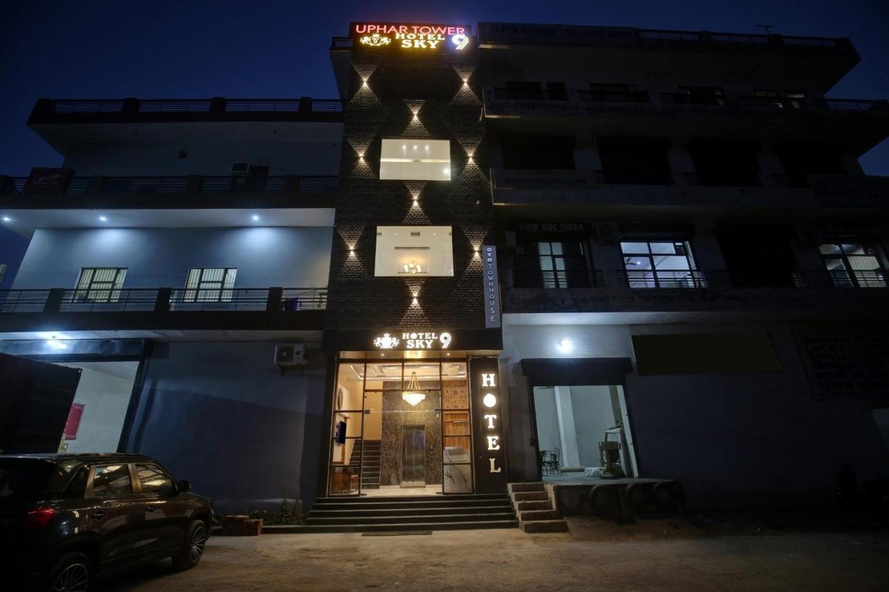 Townhouse Sky Hotel Ludhiana Exterior photo